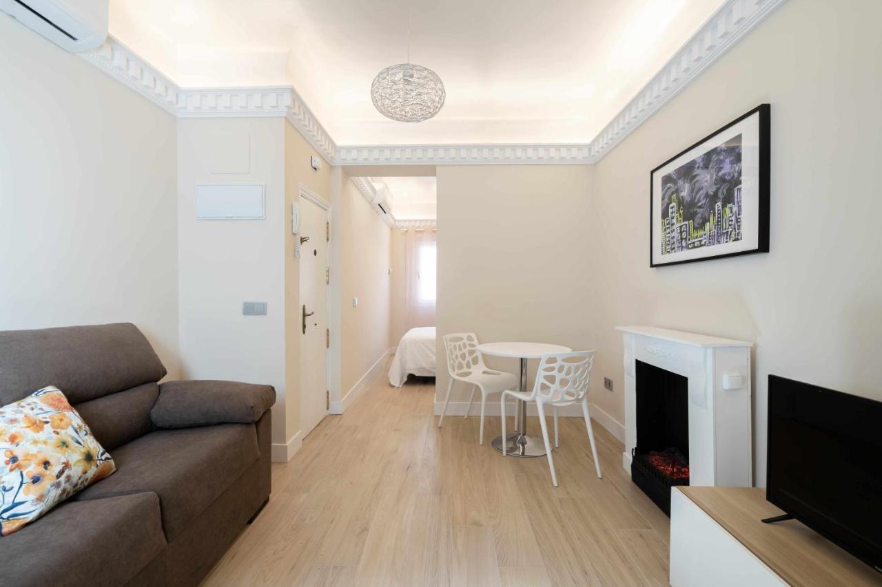 Nuevo Bien Comunicado 1 Dormitorio Madrid Buitenkant foto